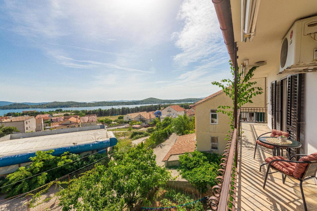 Apartments Dida Frane In Sibenik Exterior photo